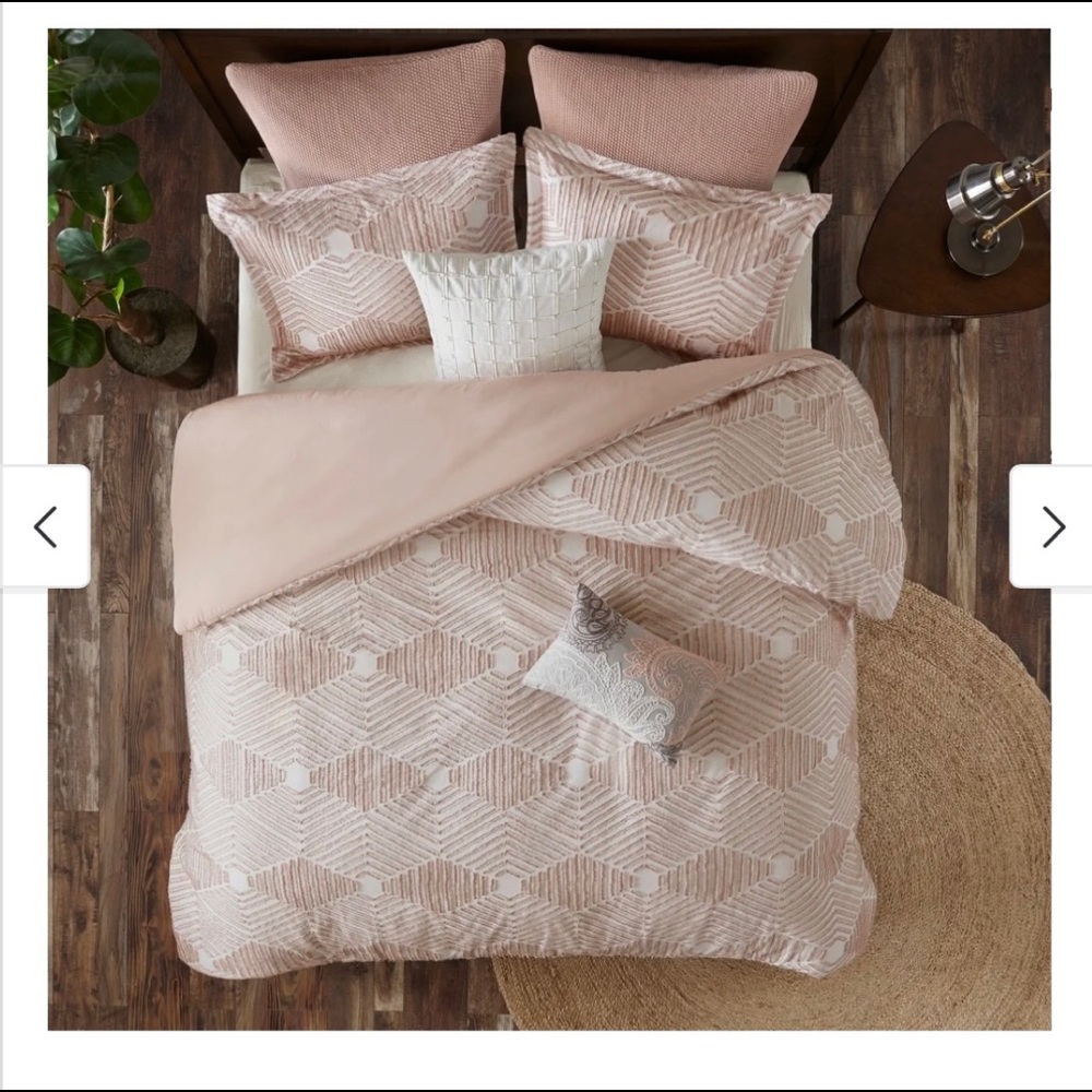 Pink and whit duvet cover set
